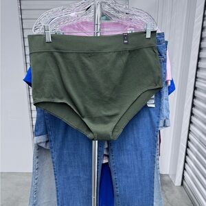 Torrid | High Waist Ribbed Panties in Olive Green | size 3